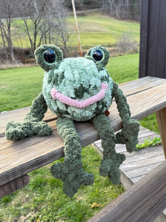 Multicolor Green Frog