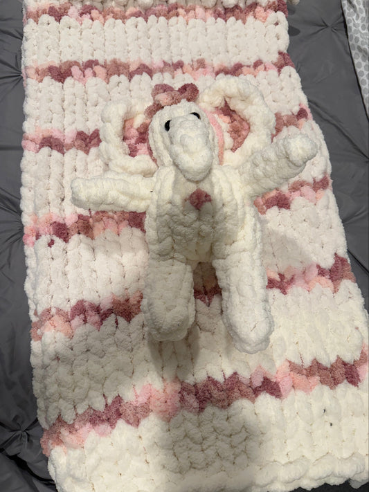Multipink Elephant with Blanket