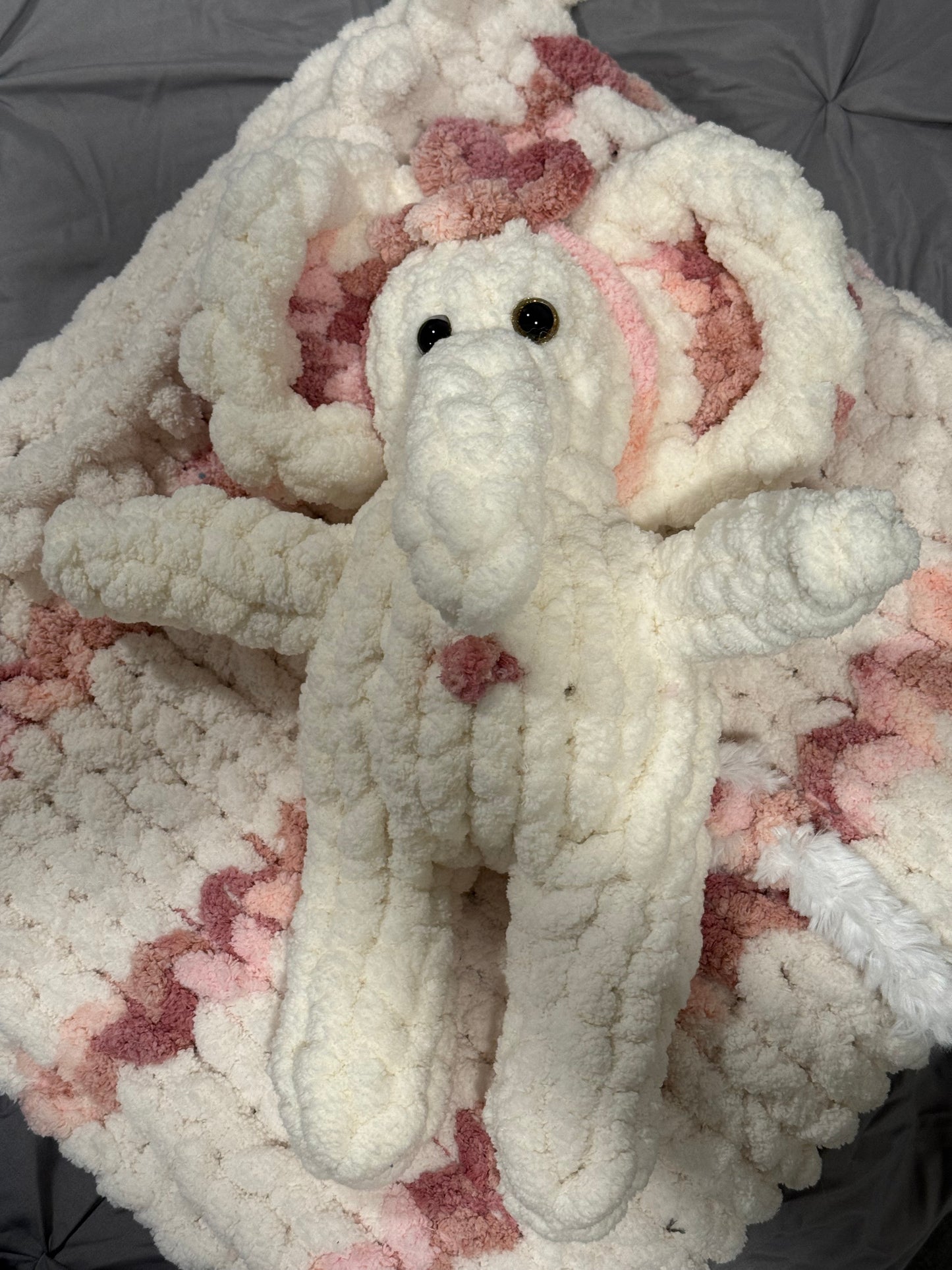 Multipink Elephant with Blanket