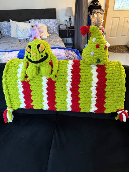 Baby Blanket w Grinch Ttree or Grinch